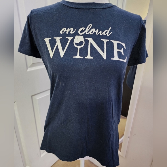 Bay Island Tops - 💙Free with Bundle💙 On Cloud Wine Tee Size M
